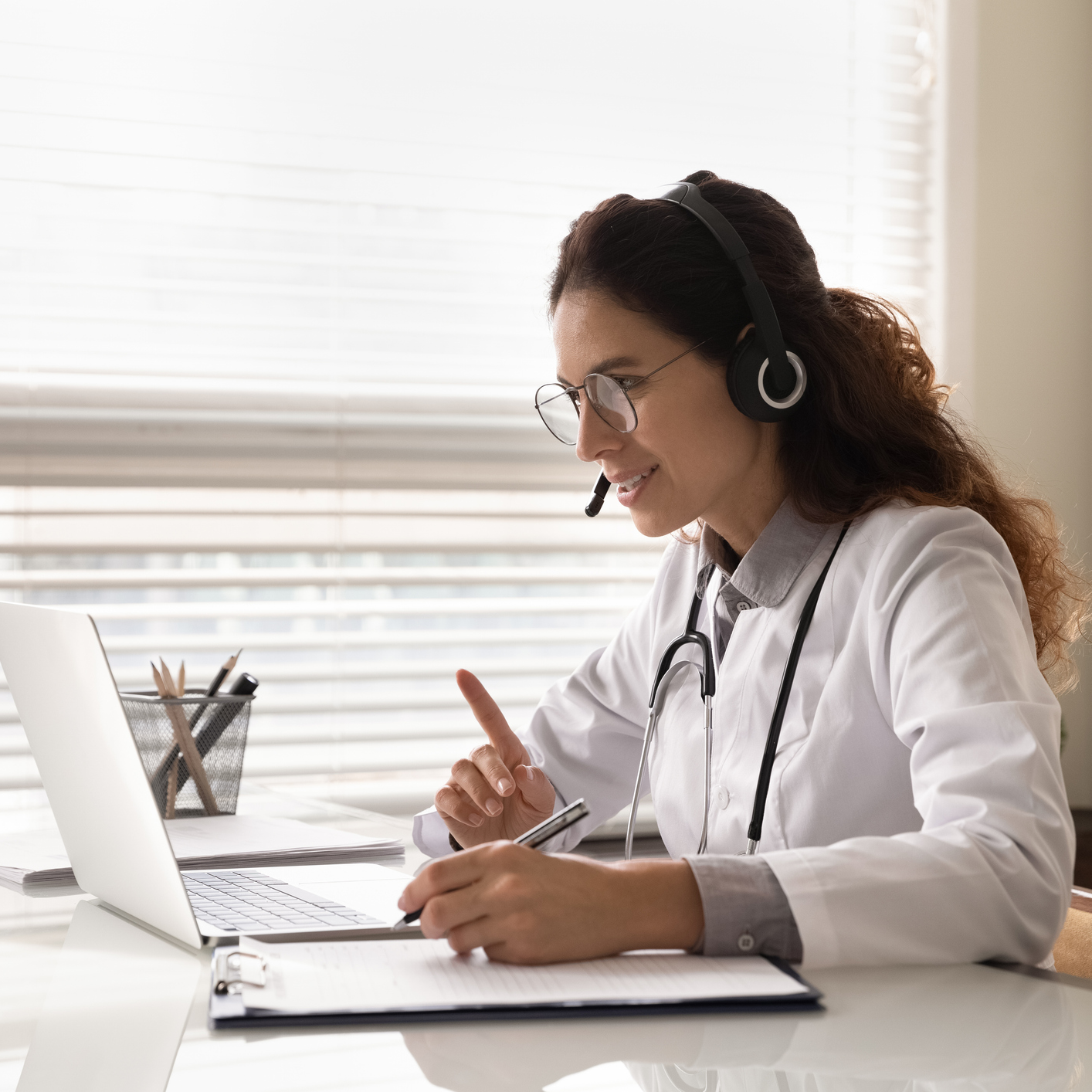 physician giving a consultation on a white label telehealth software